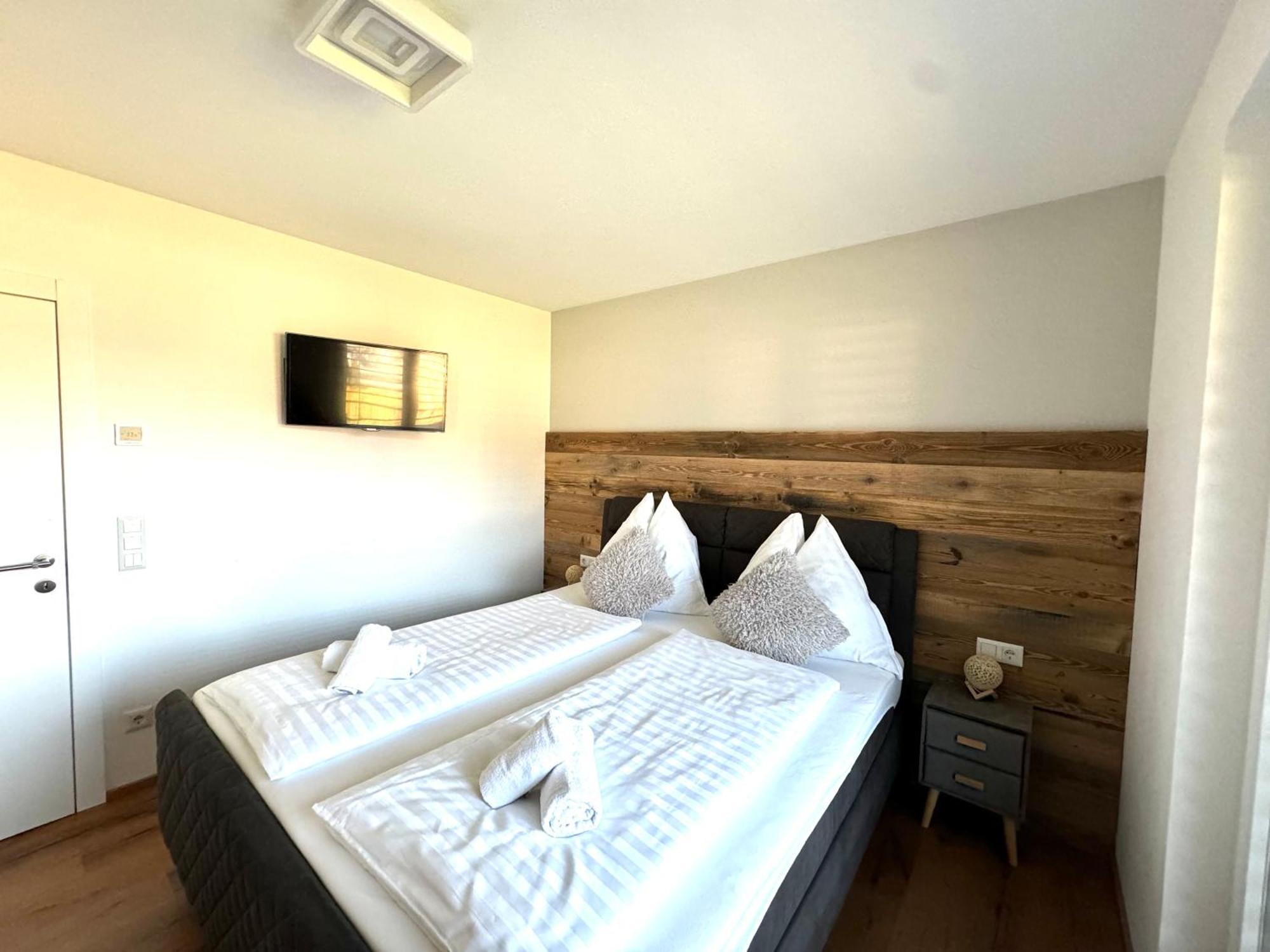 Alpin Apartments ราดชตัดท์ ภายนอก รูปภาพ